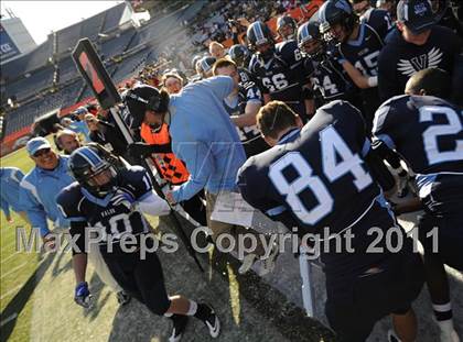 Thumbnail 3 in Valor Christian vs. Wheat Ridge (CHSAA 4A Final) photogallery.