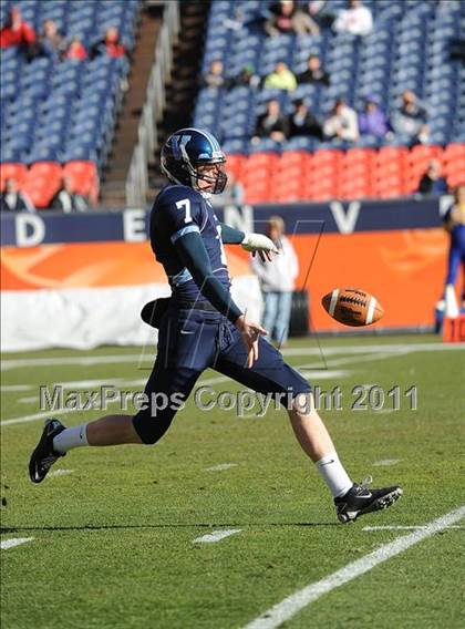 Thumbnail 3 in Valor Christian vs. Wheat Ridge (CHSAA 4A Final) photogallery.