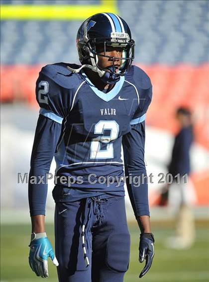 Thumbnail 2 in Valor Christian vs. Wheat Ridge (CHSAA 4A Final) photogallery.