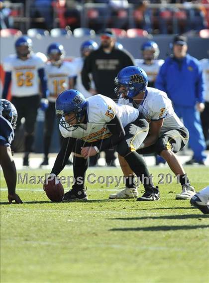 Thumbnail 3 in Valor Christian vs. Wheat Ridge (CHSAA 4A Final) photogallery.