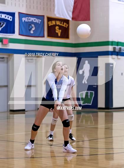 Thumbnail 1 in Parkwood @ Weddington photogallery.