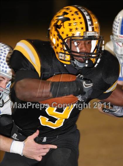 Thumbnail 2 in Lincolnton vs. Polk County (NCHSAA 2A Playoffs) photogallery.