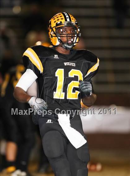 Thumbnail 2 in Lincolnton vs. Polk County (NCHSAA 2A Playoffs) photogallery.