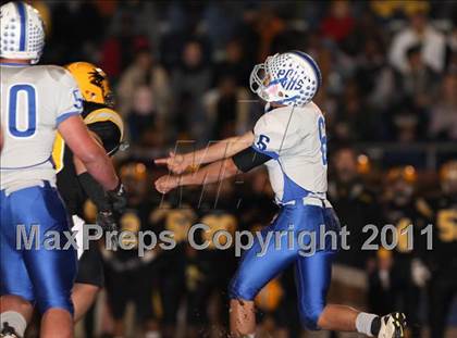 Thumbnail 1 in Lincolnton vs. Polk County (NCHSAA 2A Playoffs) photogallery.
