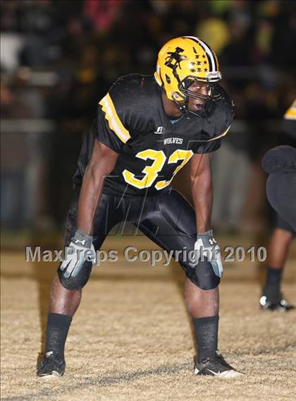 Thumbnail 3 in Lincolnton vs. Polk County (NCHSAA 2A Playoffs) photogallery.