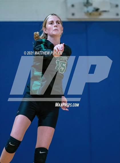 Thumbnail 3 in Greenfield @ Fayetteville Academy photogallery.
