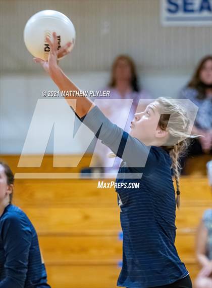 Thumbnail 1 in Greenfield @ Fayetteville Academy photogallery.