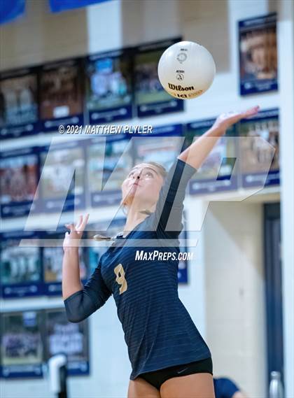 Thumbnail 2 in Greenfield @ Fayetteville Academy photogallery.