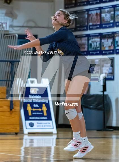 Thumbnail 2 in Greenfield @ Fayetteville Academy photogallery.
