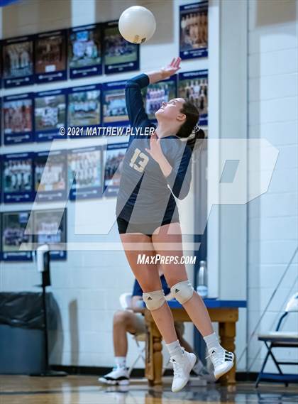 Thumbnail 2 in Greenfield @ Fayetteville Academy photogallery.