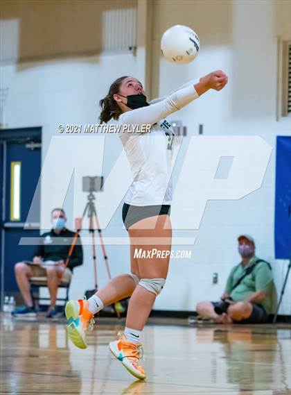 Thumbnail 1 in Greenfield @ Fayetteville Academy photogallery.