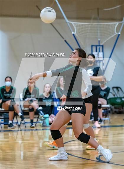 Thumbnail 1 in Greenfield @ Fayetteville Academy photogallery.