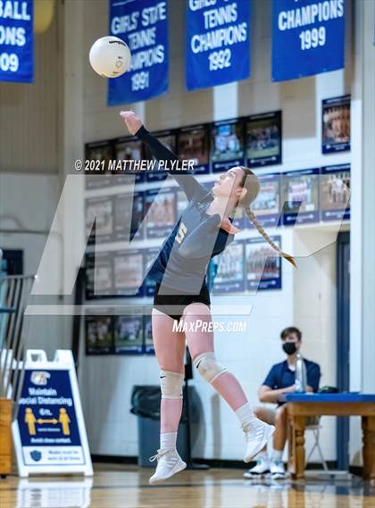 Thumbnail 1 in Greenfield @ Fayetteville Academy photogallery.