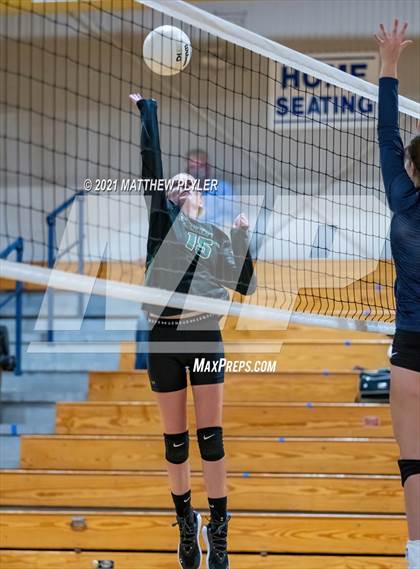 Thumbnail 2 in Greenfield @ Fayetteville Academy photogallery.