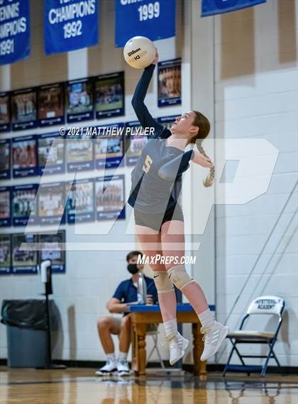 Thumbnail 2 in Greenfield @ Fayetteville Academy photogallery.