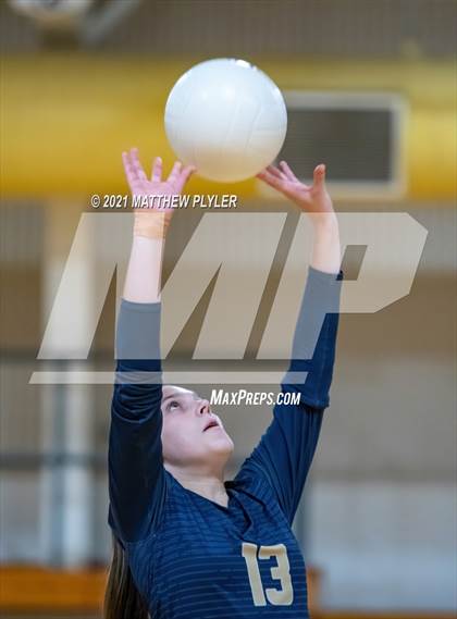 Thumbnail 1 in Greenfield @ Fayetteville Academy photogallery.