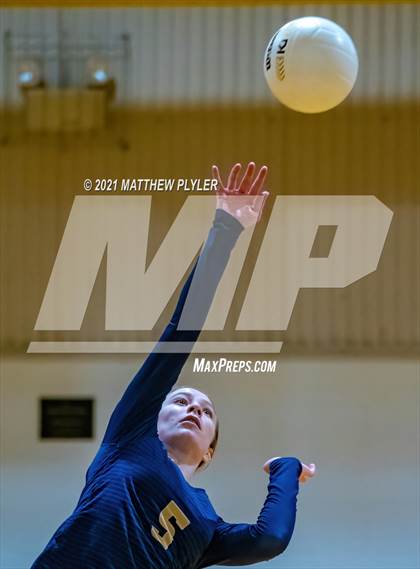 Thumbnail 1 in Greenfield @ Fayetteville Academy photogallery.