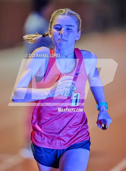 Thumbnail 1 in Eagle No Tax Relays (4x800M) photogallery.