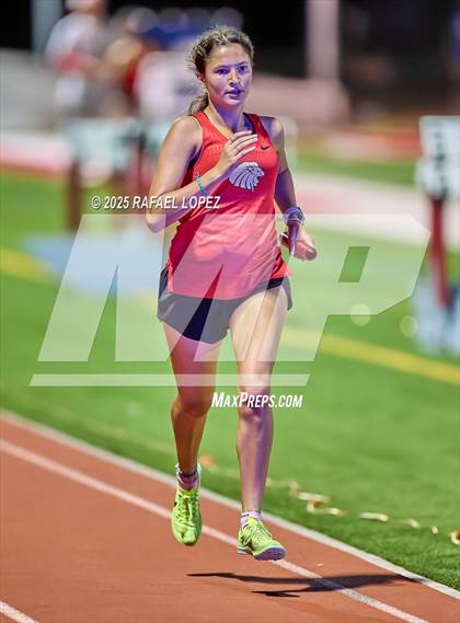 Thumbnail 3 in Eagle No Tax Relays (4x800M) photogallery.