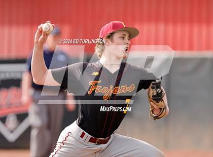 Thumbnail 1 in Lassiter @ Cherokee photogallery.