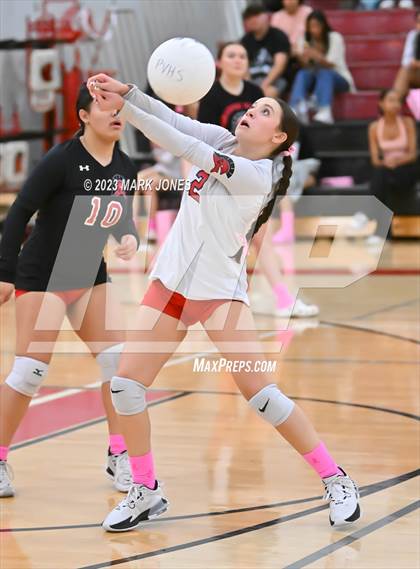 Thumbnail 3 in Willow Canyon vs. Paradise Valley photogallery.