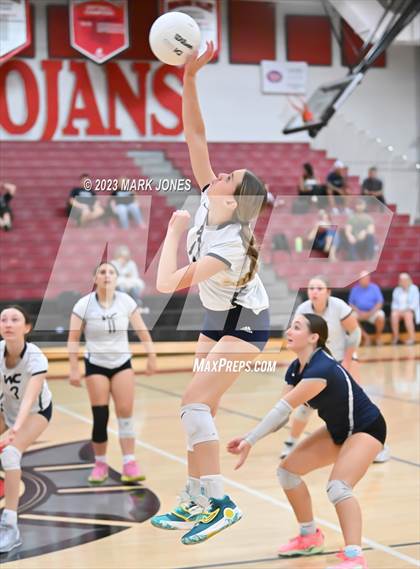 Thumbnail 1 in Willow Canyon vs. Paradise Valley photogallery.