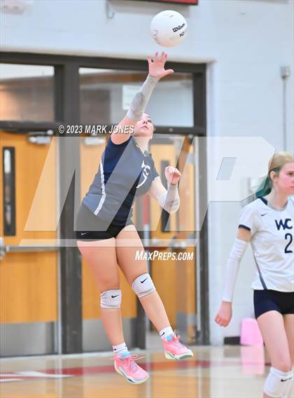Thumbnail 3 in Willow Canyon vs. Paradise Valley photogallery.