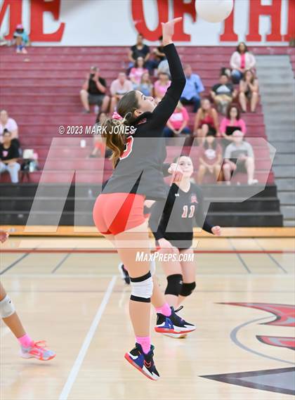 Thumbnail 2 in Willow Canyon vs. Paradise Valley photogallery.