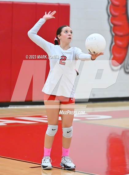 Thumbnail 2 in Willow Canyon vs. Paradise Valley photogallery.