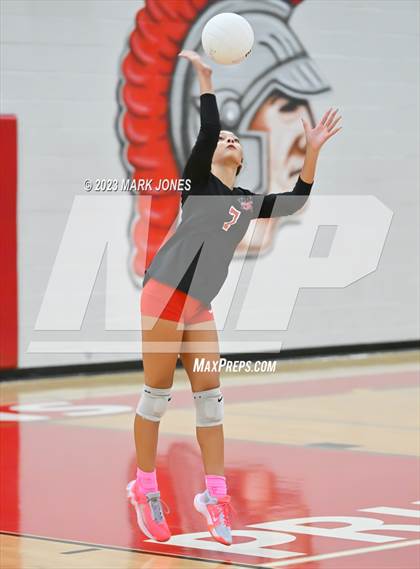 Thumbnail 3 in Willow Canyon vs. Paradise Valley photogallery.