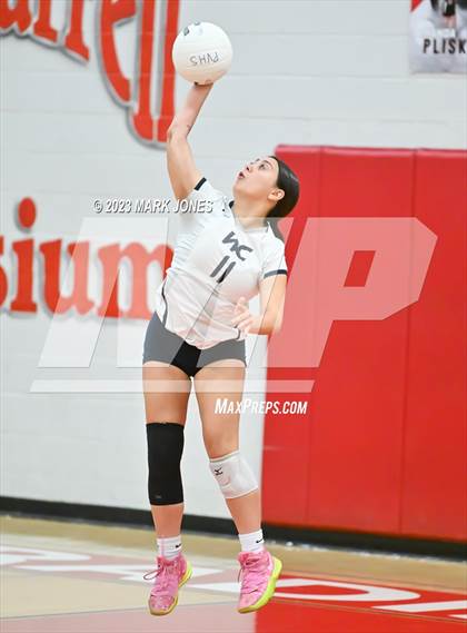 Thumbnail 3 in Willow Canyon vs. Paradise Valley photogallery.