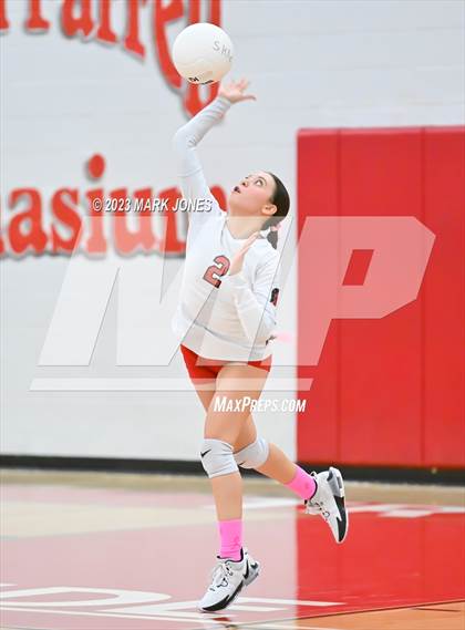 Thumbnail 2 in Willow Canyon vs. Paradise Valley photogallery.
