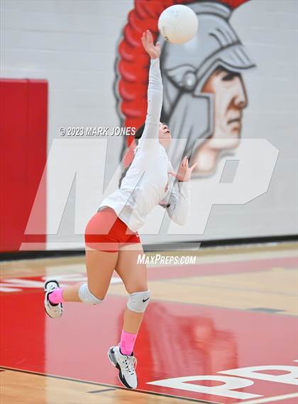 Thumbnail 1 in Willow Canyon vs. Paradise Valley photogallery.