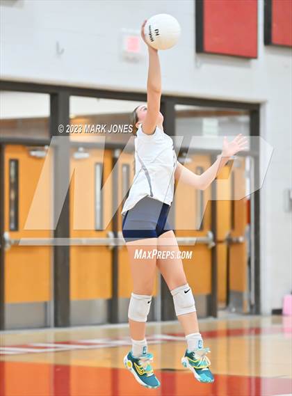 Thumbnail 1 in Willow Canyon vs. Paradise Valley photogallery.