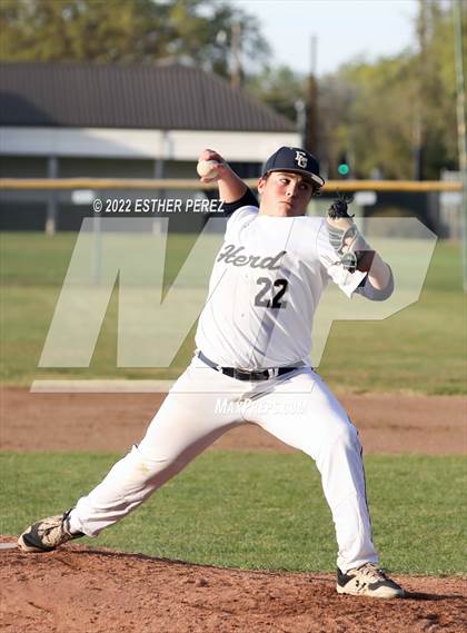 Thumbnail 1 in St. Mary's @ Elk Grove photogallery.