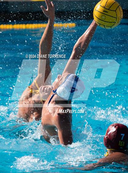Thumbnail 3 in Woodrow Wilson vs. Alta Loma photogallery.