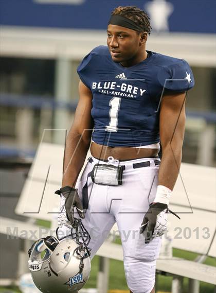 Thumbnail 1 in Blue-Grey All-American Game (@ AT&T Stadium) photogallery.