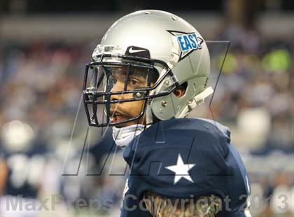 Thumbnail 3 in Blue-Grey All-American Game (@ AT&T Stadium) photogallery.