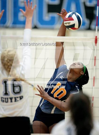 Thumbnail 1 in Guyer [John H.] vs Sachse photogallery.
