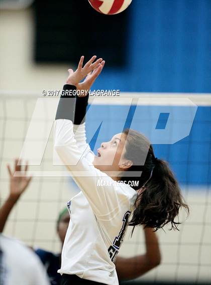 Thumbnail 2 in Guyer [John H.] vs Sachse photogallery.