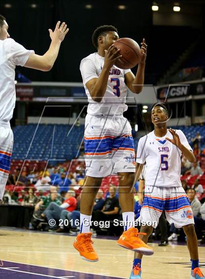 Thumbnail 2 in St. Joseph Notre Dame vs St. Bernard (CIF State D5 Final) photogallery.