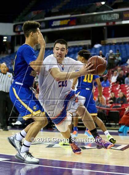 Thumbnail 3 in St. Joseph Notre Dame vs St. Bernard (CIF State D5 Final) photogallery.