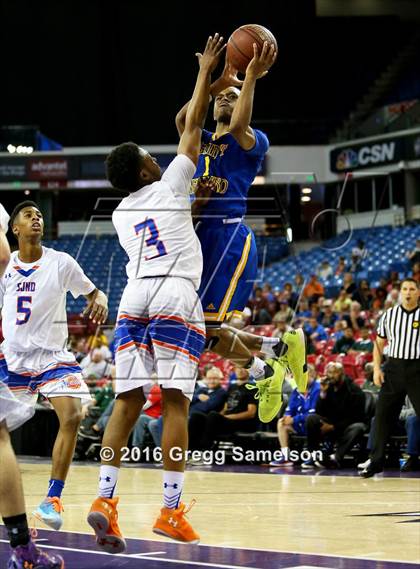Thumbnail 3 in St. Joseph Notre Dame vs St. Bernard (CIF State D5 Final) photogallery.