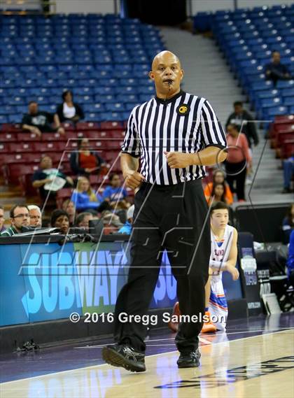 Thumbnail 3 in St. Joseph Notre Dame vs St. Bernard (CIF State D5 Final) photogallery.