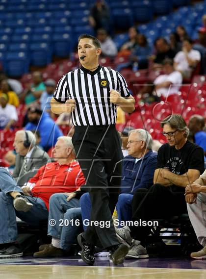 Thumbnail 3 in St. Joseph Notre Dame vs St. Bernard (CIF State D5 Final) photogallery.