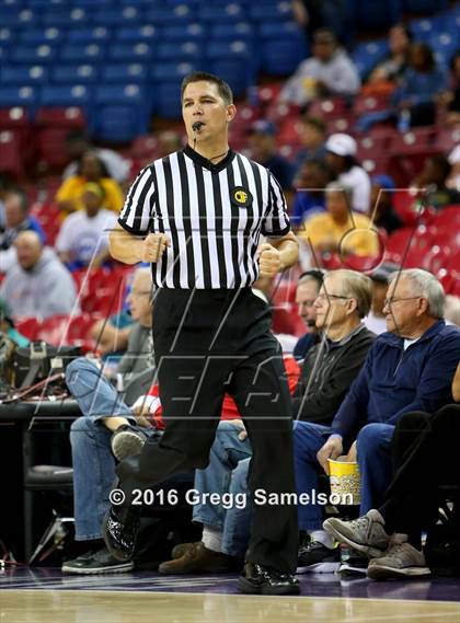 Thumbnail 1 in St. Joseph Notre Dame vs St. Bernard (CIF State D5 Final) photogallery.