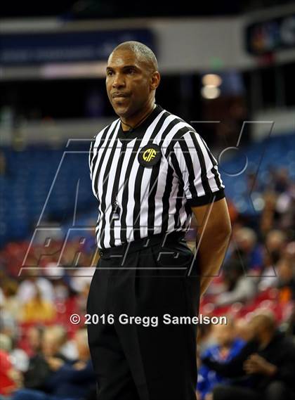 Thumbnail 2 in St. Joseph Notre Dame vs St. Bernard (CIF State D5 Final) photogallery.