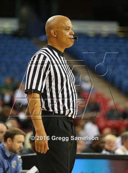 Thumbnail 2 in St. Joseph Notre Dame vs St. Bernard (CIF State D5 Final) photogallery.