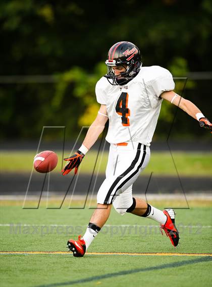 Thumbnail 3 in Woburn Memorial @ Acton-Boxborough photogallery.