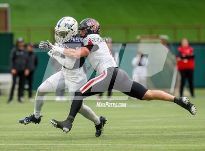 Thumbnail 2 in Walnut Grove vs. Argyle (UIL 5A D2 Football Regional) photogallery.